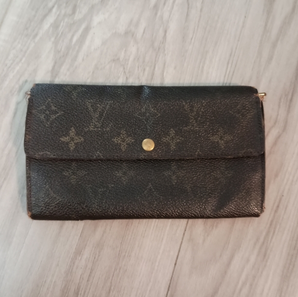 LOUIS VUITTON Monogram Portefeuille Sarah Long Wallet - Picture 1 of 14